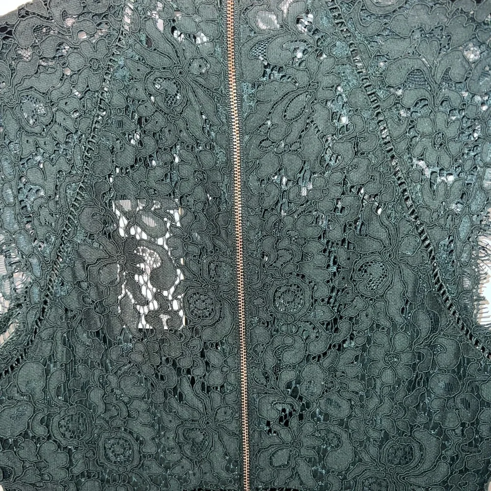Bardot Dark Green Lace Midi Dress NWT✨ - Picture 11 of 17